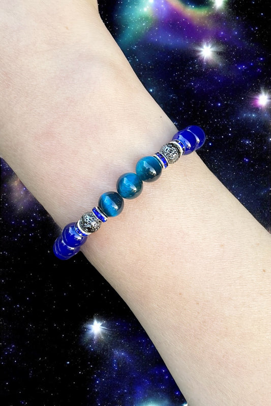 Chic ‚Cosmic’ aus Calcedony, Tigerauge, Lava | Armband handgefertigt
