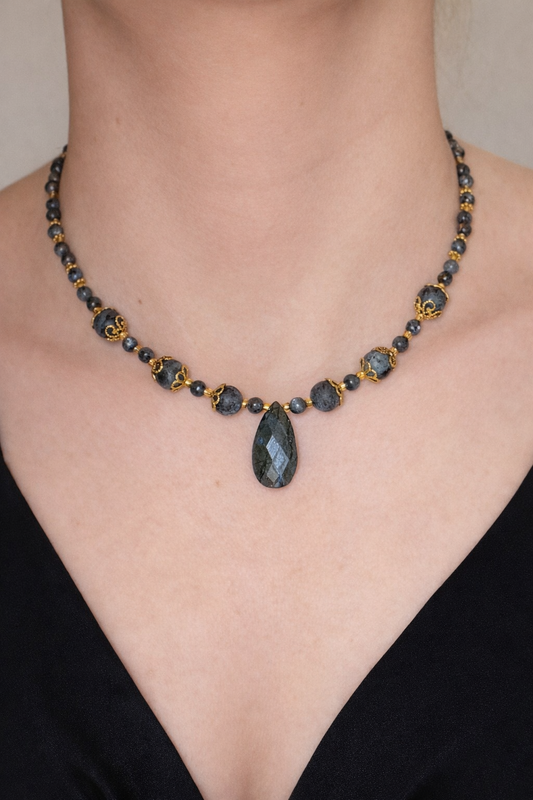 Chic Labradorit | Halskette handgefertigt
