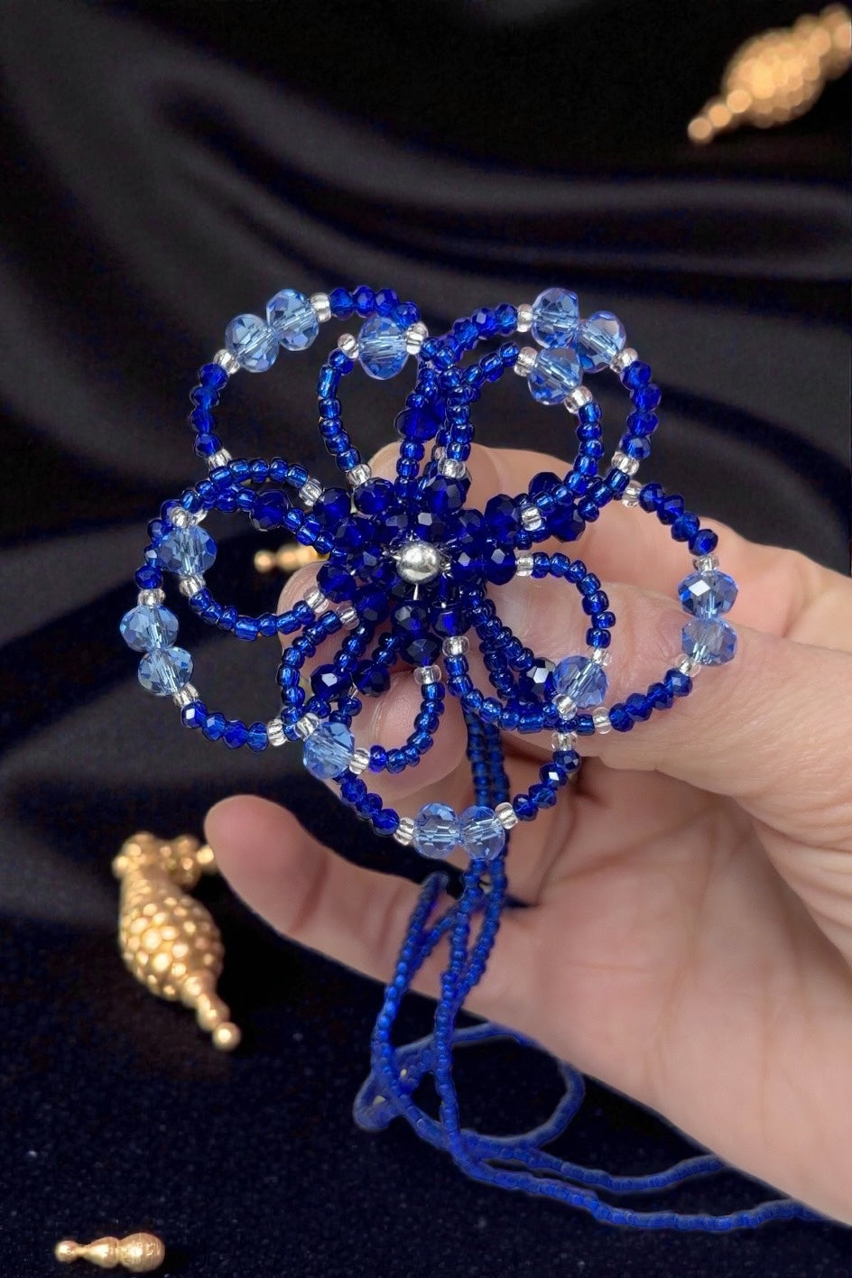 Blume `Wonder` | Halskette handgefertigt