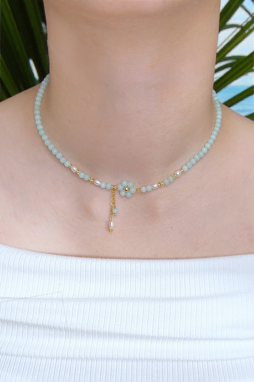 Blume ‚Eleganz‘ Amazonit | Halskette handgefertigt