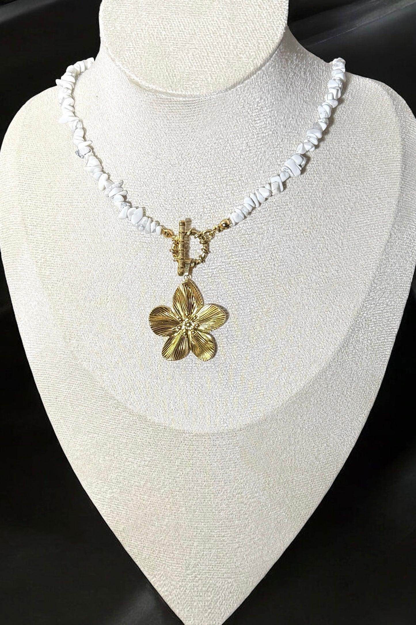 Howlite | Halskette handgefertigt